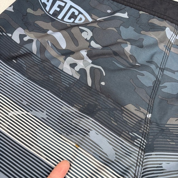Aftco Joy Division 9" Board Shorts Men's 32 Blue Camo Stripe Swim Trunks Fishing - Picture 13 of 16